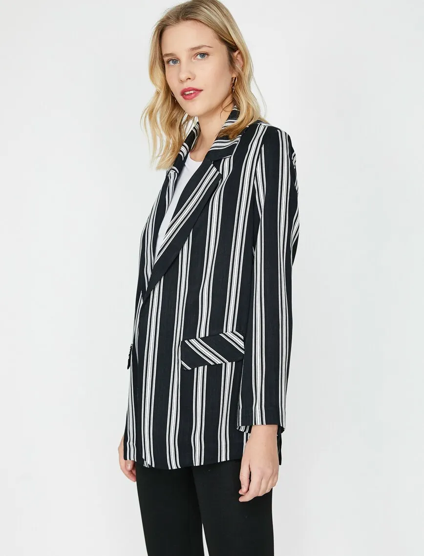 10626 Black Classic Lapel Striped Jacket