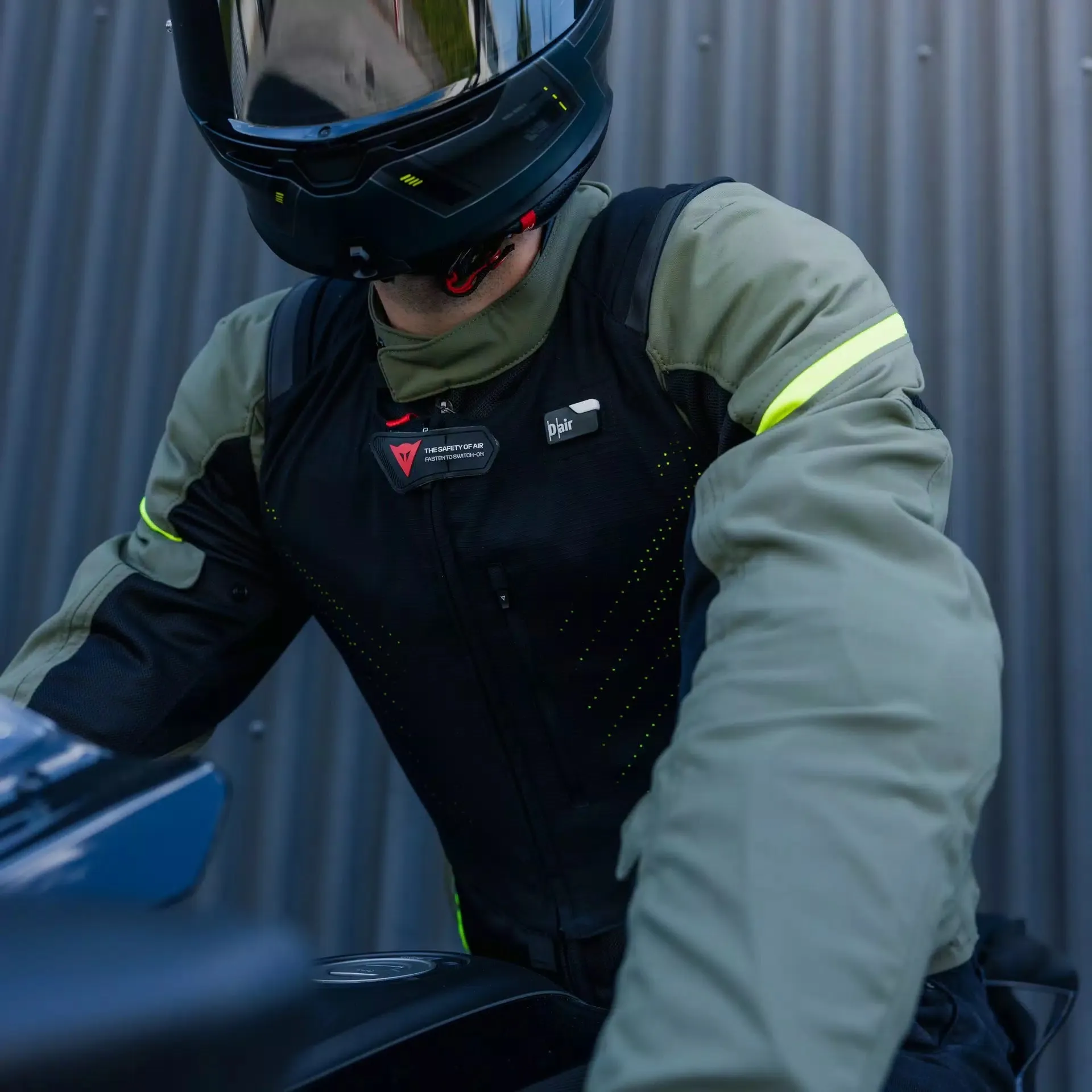 DAINESE PRO SMART AIR MOTORCYCLE AIRBAG VEST