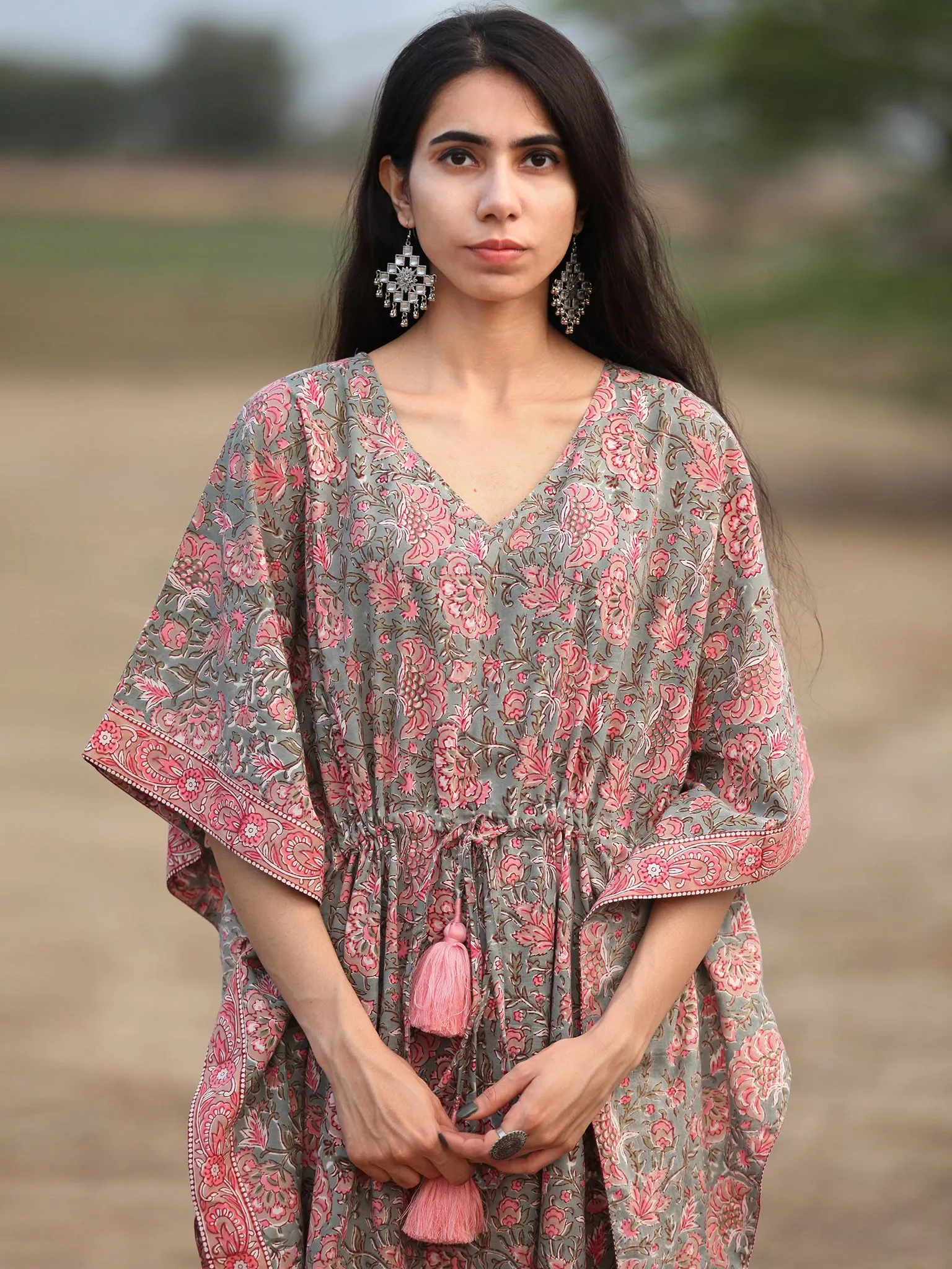 Fiza Parizaad Kaftan