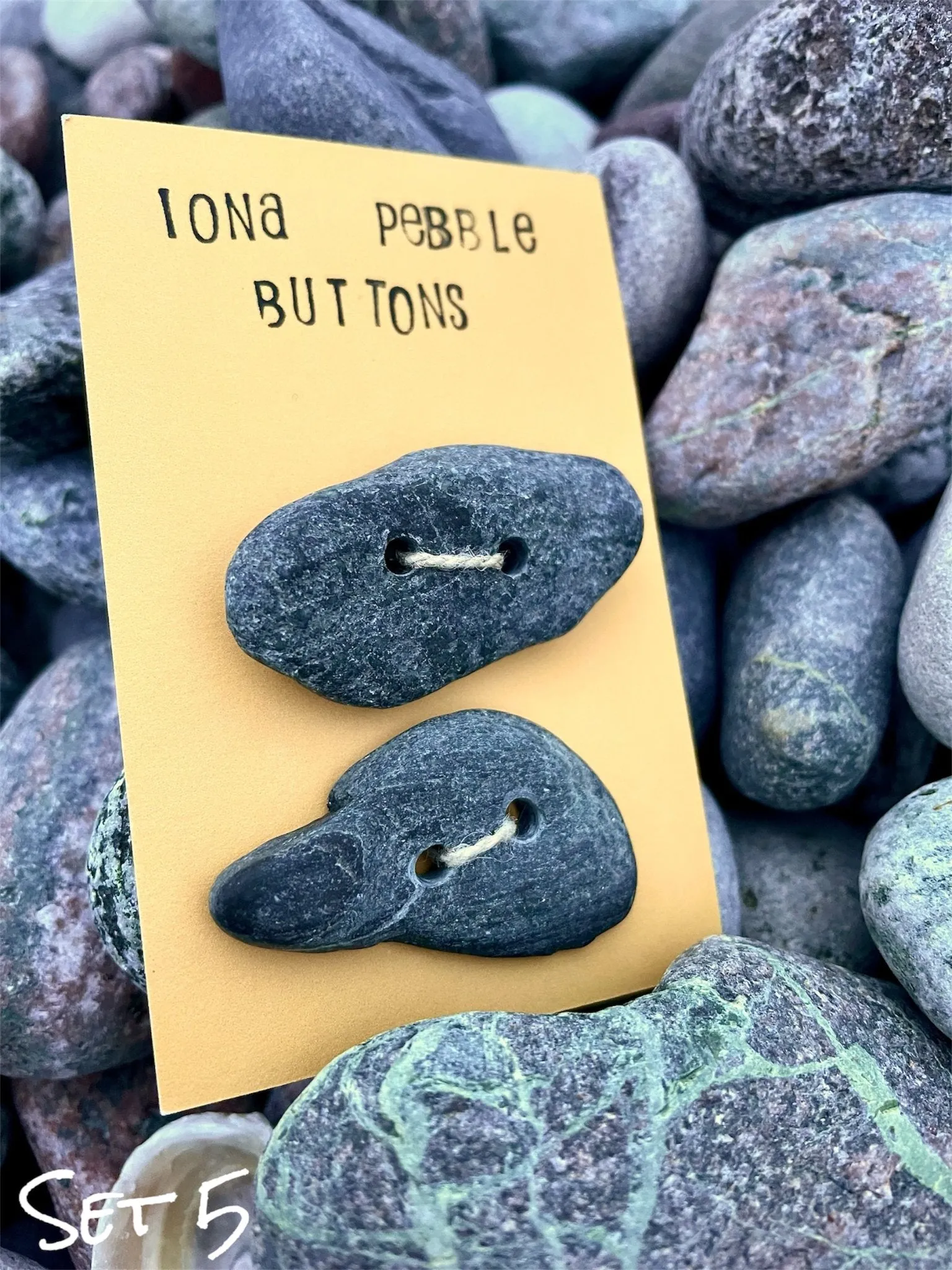 Iona Beach Pebble Buttons