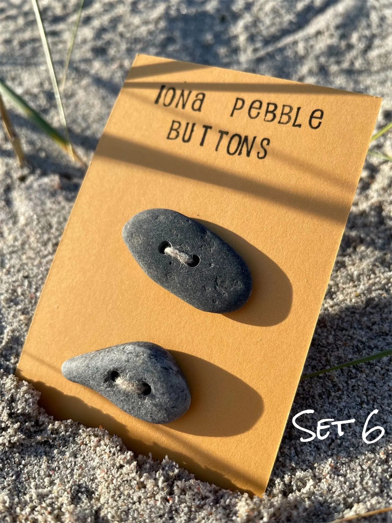 Iona Beach Pebble Buttons