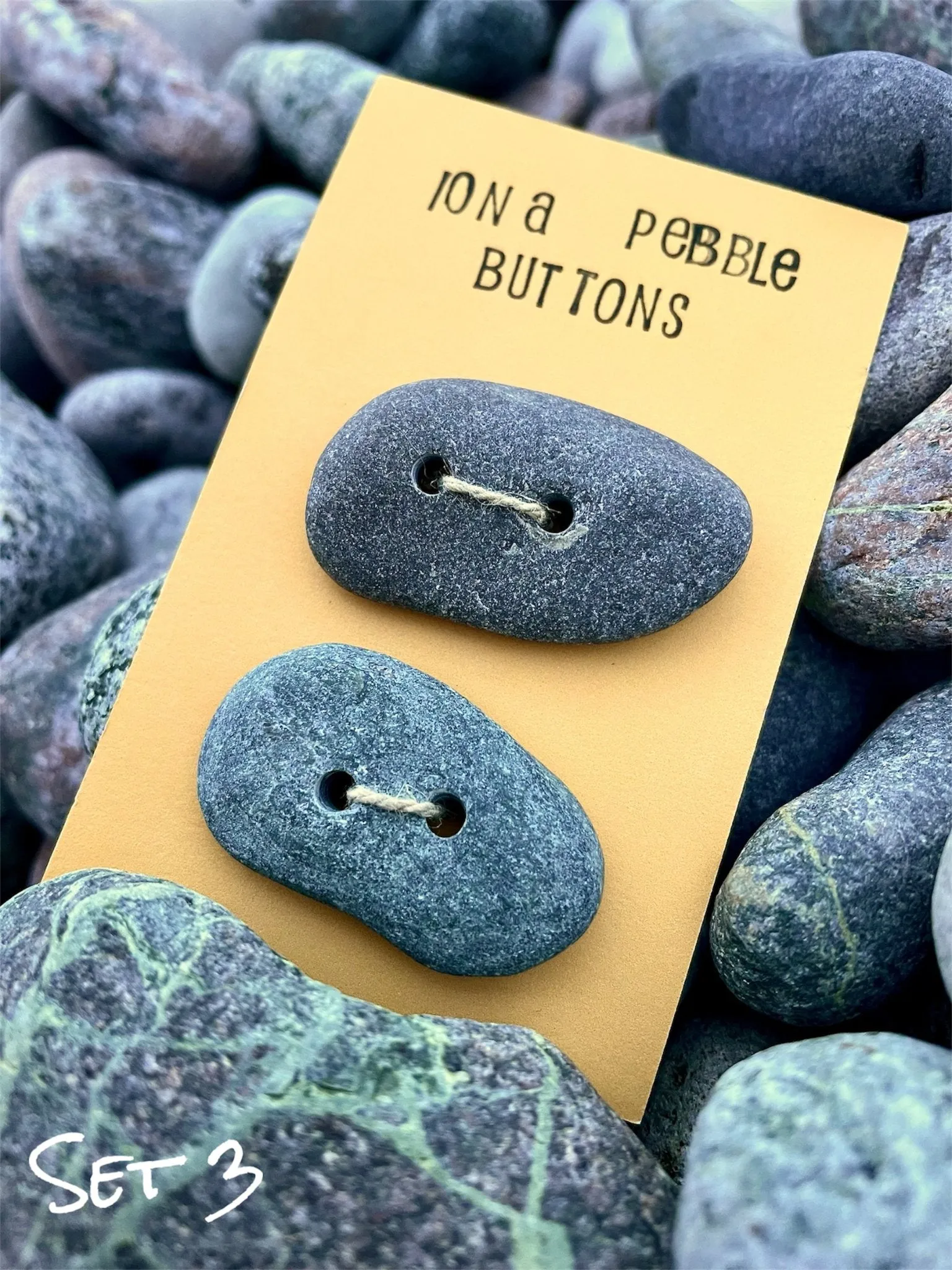 Iona Beach Pebble Buttons